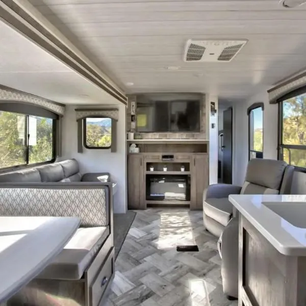 Brand New Rv Near Wineries - 10 Acres, Pets, Pool, hotell sihtkohas Aguanga