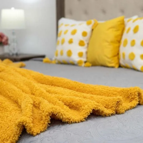 The Luxurious Château, hotel a Kingston