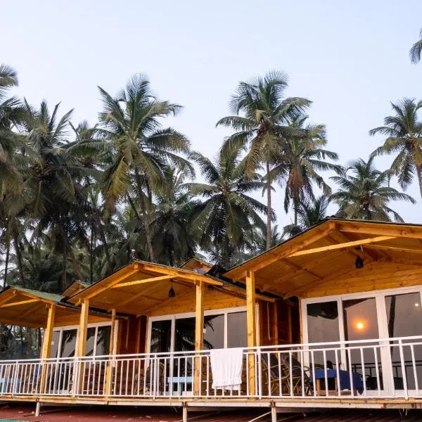 Hitide Beach Resort โรงแรมในปาโลเลม