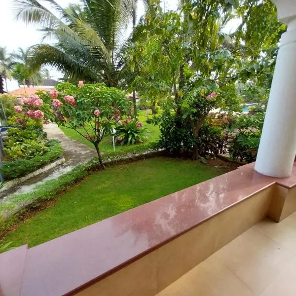 Villa Mogra, hotel v destinaci Cavelossim
