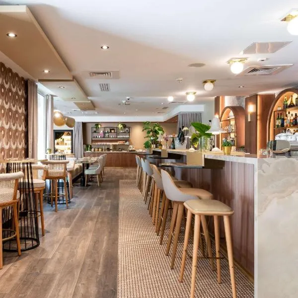 Mercure Paris Ouest Saint Germain – hotel w mieście Saint-Germain-en-Laye