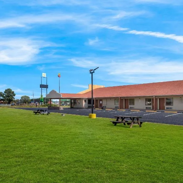 Econo Lodge, hotel di Cornersville