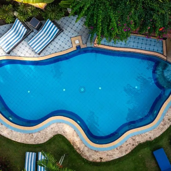 Lombok Stanley Garden Villas, hotel in Montongbuwoh