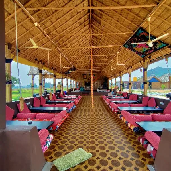 Hampi Natures Cottage, hotel v destinaci New Hampi