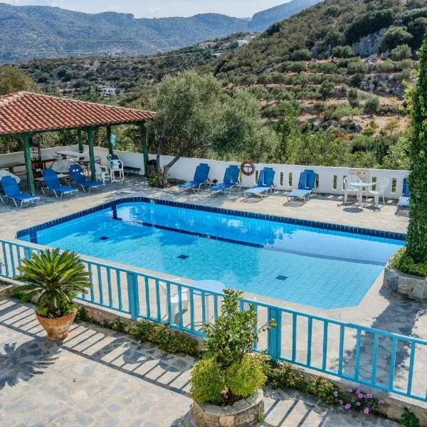 Athina Villas, hotel in Istron