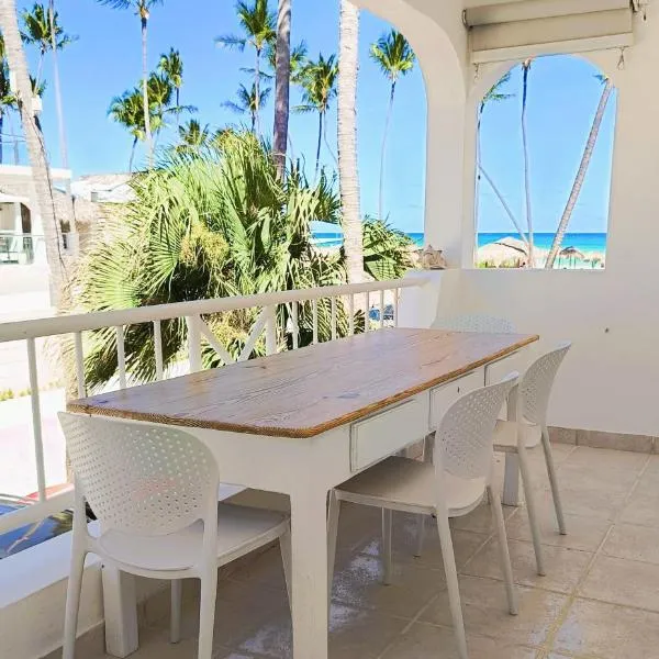 Flor del Mar Condo Punta Cana Beachfront, hotel en Punta Cana