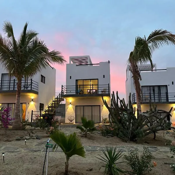 Villas Del Scarlet Cardones、Pescaderoのホテル