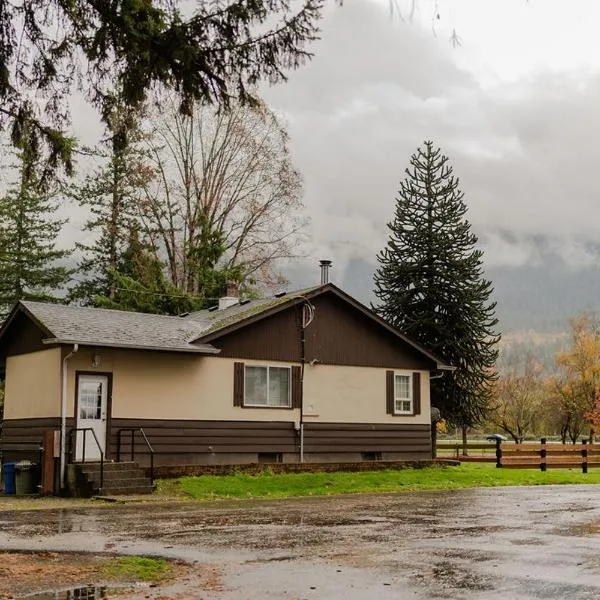 Farm House - L&S Farms, hotel in Rosedale