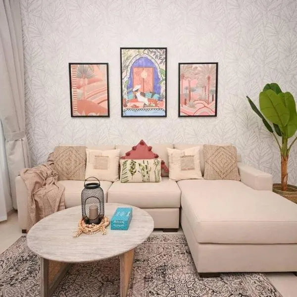 Modern 1BR Stay - Yas Natura Chic Luxe Escape, hotel di Abu Dhabi
