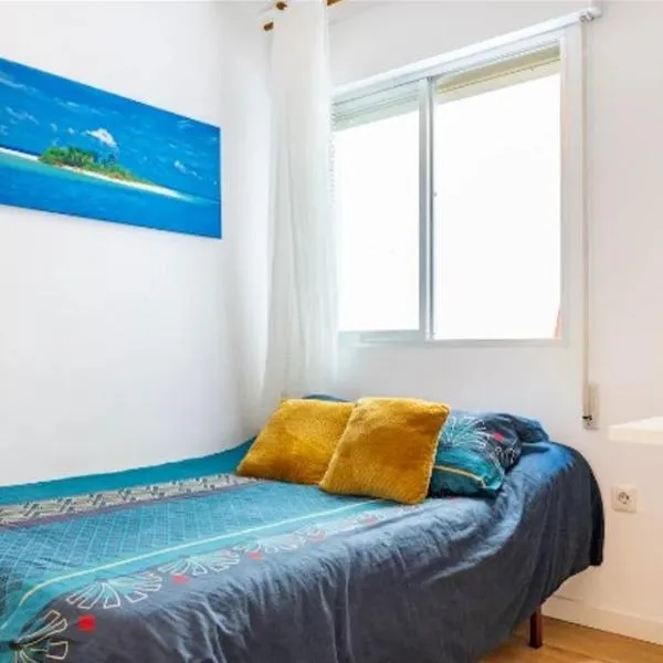 Acogedora Habitacion en apartamento compartido amplio y céntrico, hotel v destinaci Granada