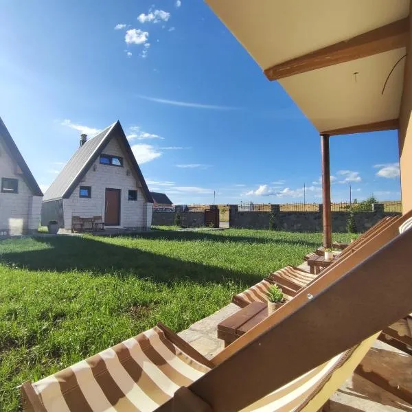 ''ARIJA'' Cozy Weekend Cottage، فندق في زبلجك