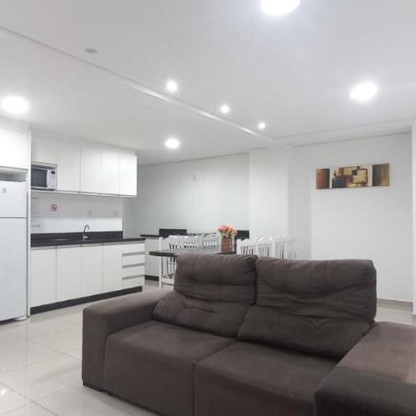 Apartamentos Ed London, 150m das Termas, Climatizado - 2 vagas garagem - Foto 4