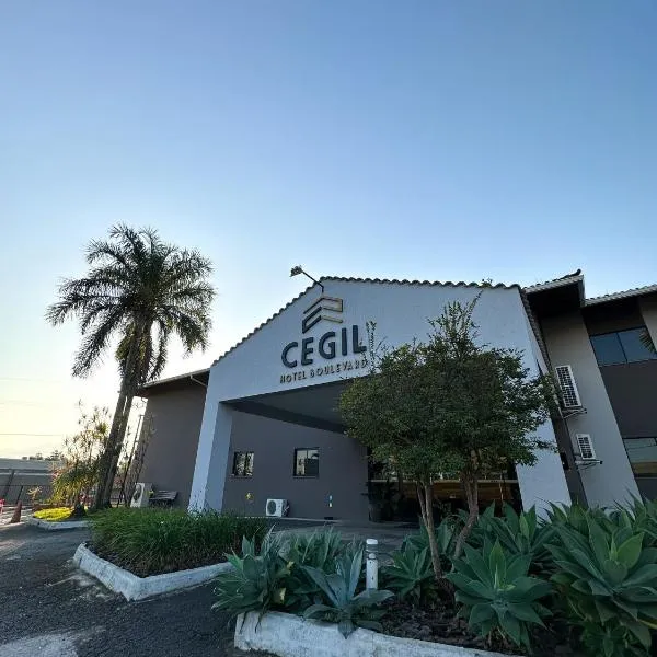 Cegil Hotel Boulevard, hotel in Resende