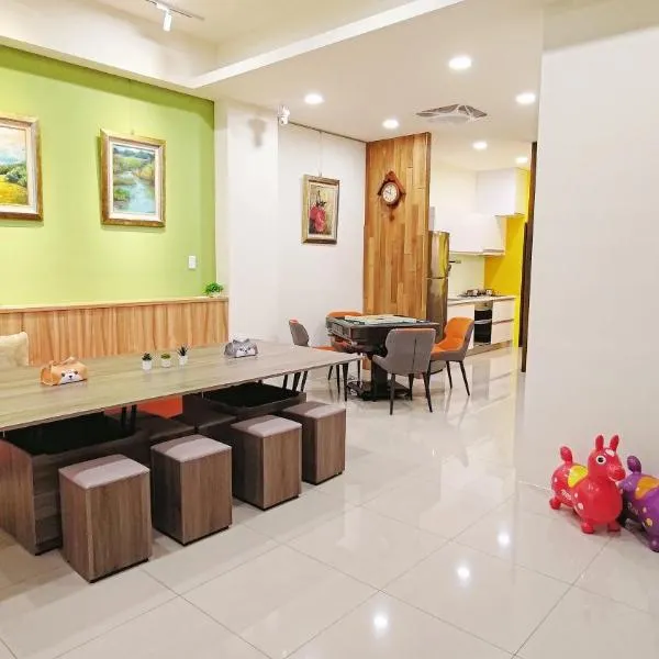 Wish Homestay, hotel di Dayin