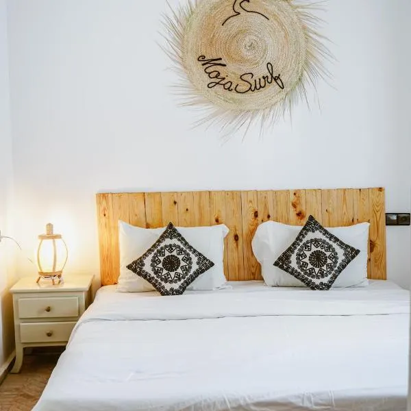 Dar Sultana Guesthouse Surf Morocco, hotel en Tamraght Oufella