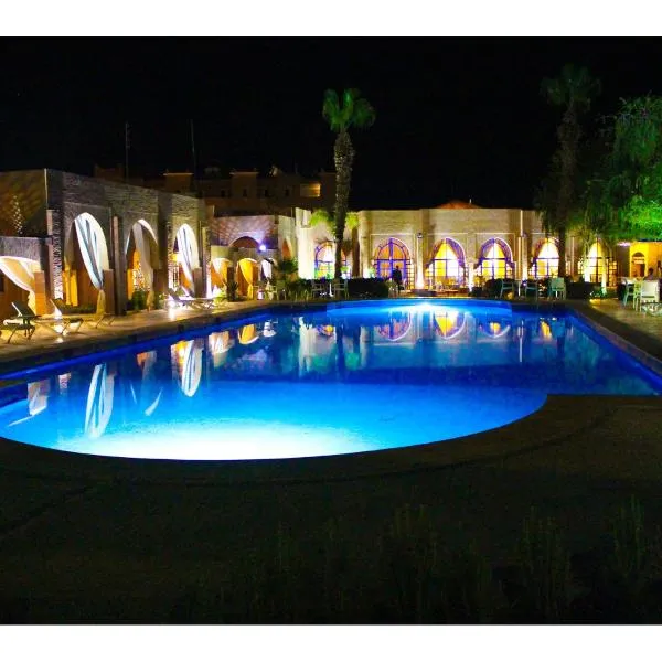 RS Hotel Karam Palace, hotel v destinaci Warzazát