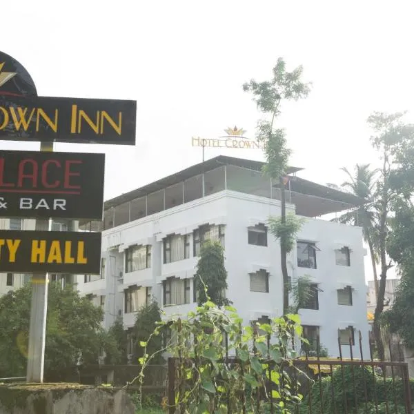 Crown Inn, hotel em Panvel