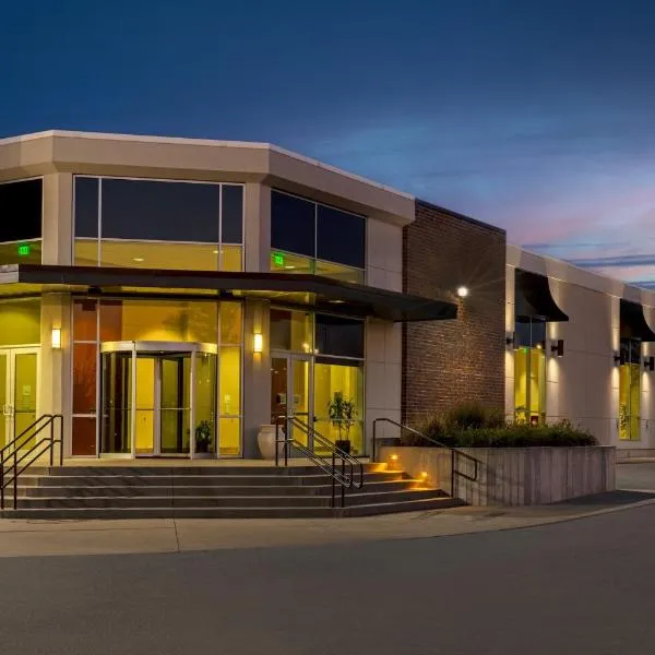 Holiday Inn Des Moines-Airport Conf Center by IHG, hotel in Des Moines