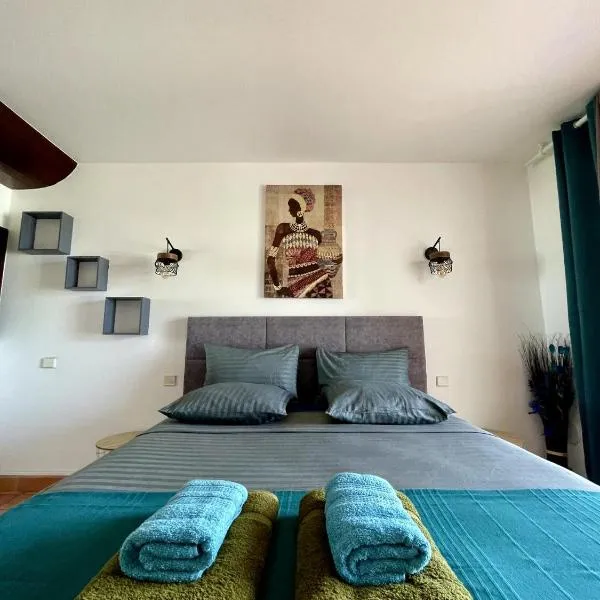 Chez Valérie et Pascal, hotel in La Trinité