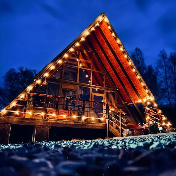 Zenith A-Frame Straja, hotel in Lupeni