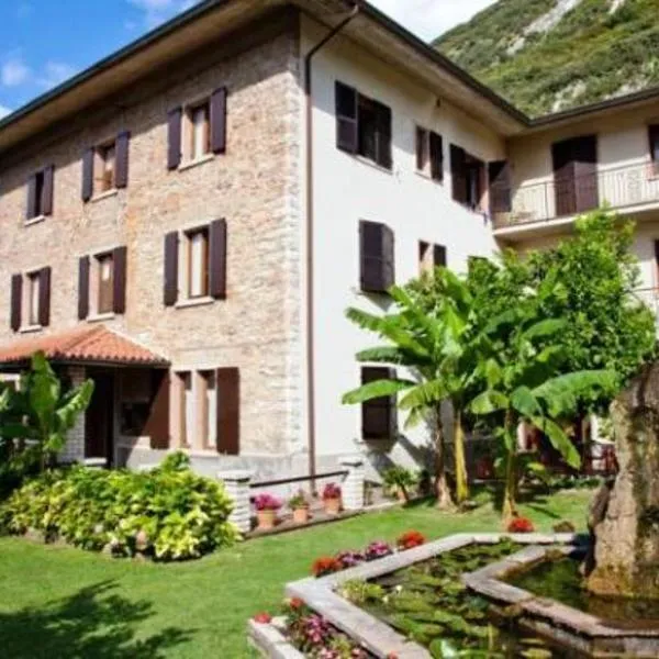 Hotel San Carlo, hôtel à Malcesine