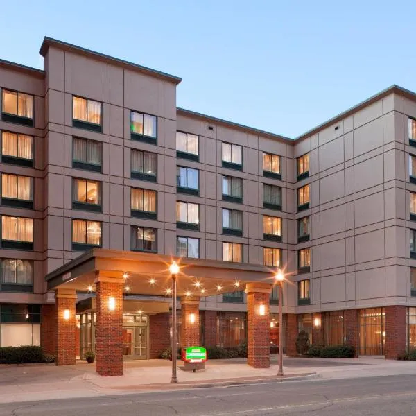 Courtyard by Marriott Birmingham Downtown at UAB, hotel en Bessemer