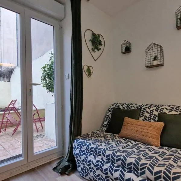 Le Jeanne d'Arc avec sa terrasse By UnSejourANancy Fr, hotel in Nancy