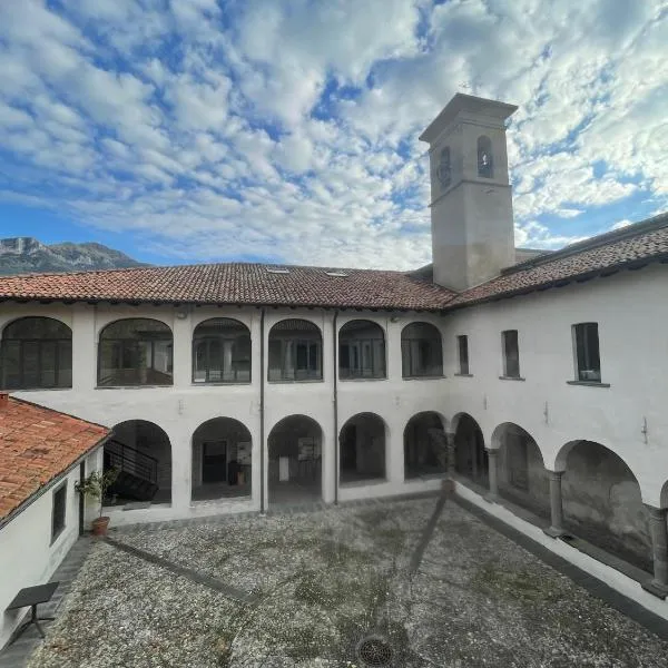 Locanda Leonardo Hotel, hotel u gradu 'Calolziocorte'