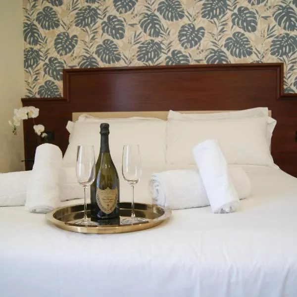 Glam Luxury Rome, hotel in Rome