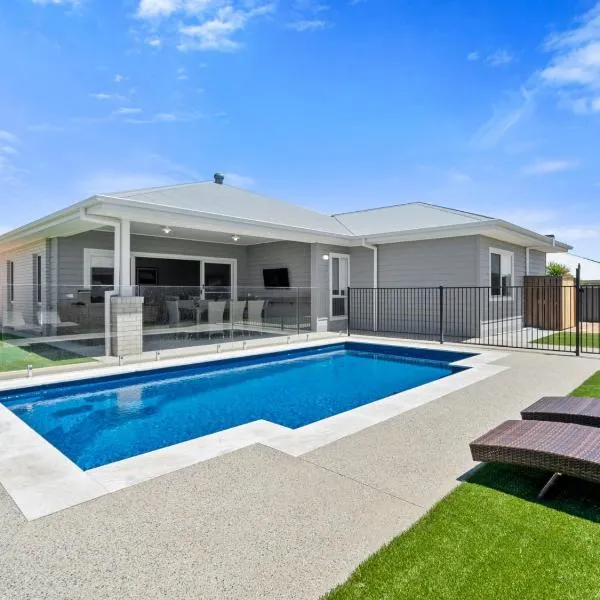 Sunsets by the Lake, ξενοδοχείο σε Yarrawonga