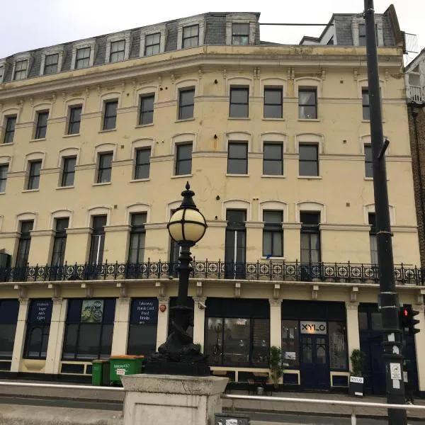 Imperial House "Serviced Apartments", hotel v destinaci Margate