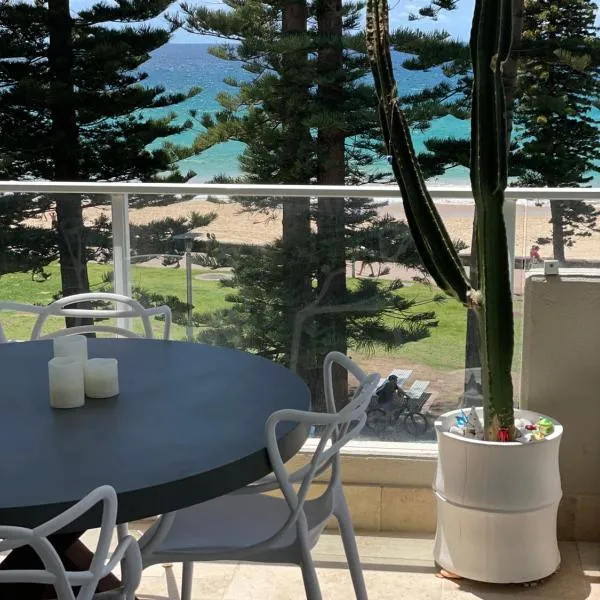 Manly Beachfront Deluxe En-suite, hótel í Sydney