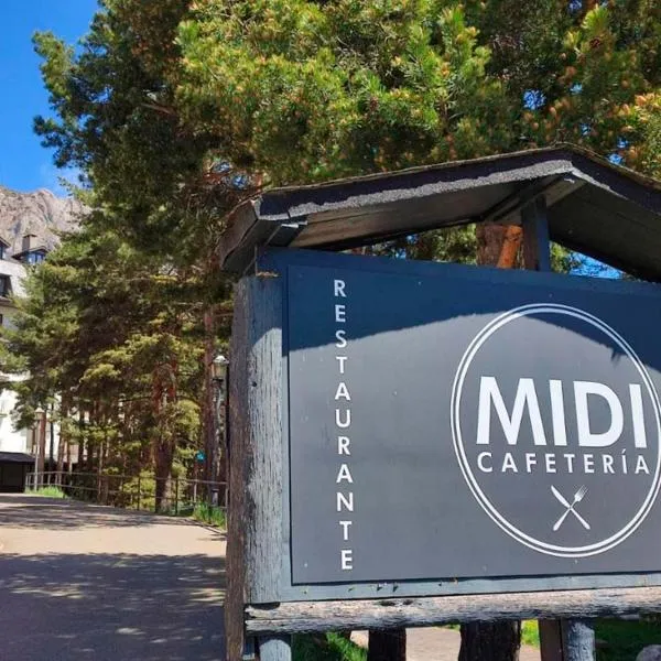 Apartamentos Midi 3000, hotel v destinaci Formigal