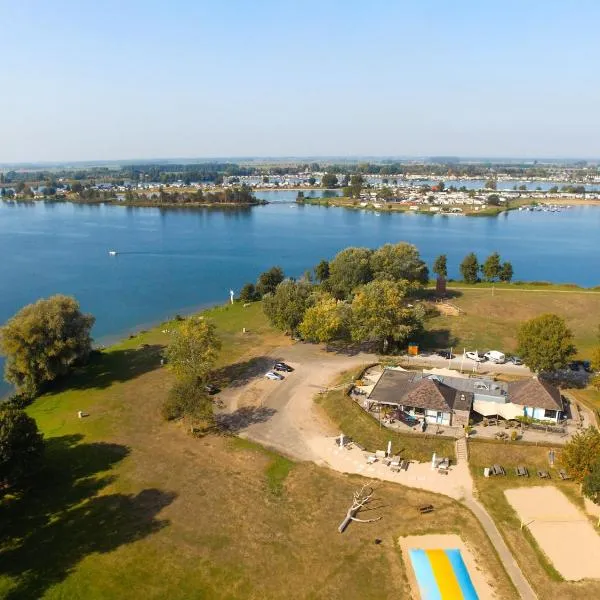 Recreatiepark Riverside, hotel v destinaci Appeltern