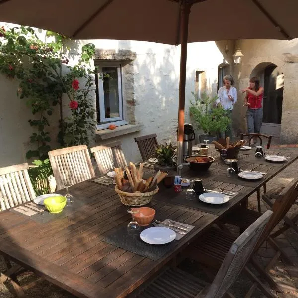 Côté-Serein - Les chambres du Clos-Malo, hotel em Noyers-sur-Serein