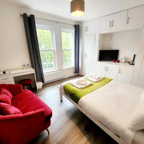 Old Victory House Homestay, hotel in Portsmouth