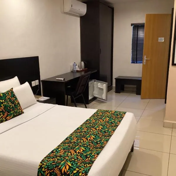 Adis Hotels Prime, hotel in Oyo