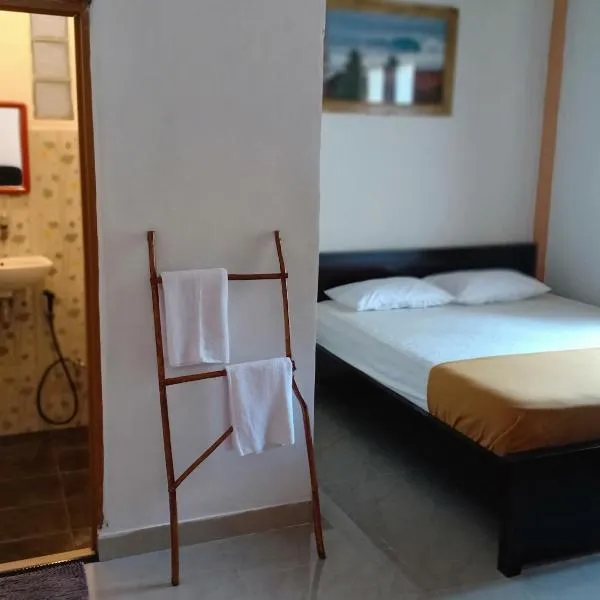 Walur Surf Villa, hotel a Krui