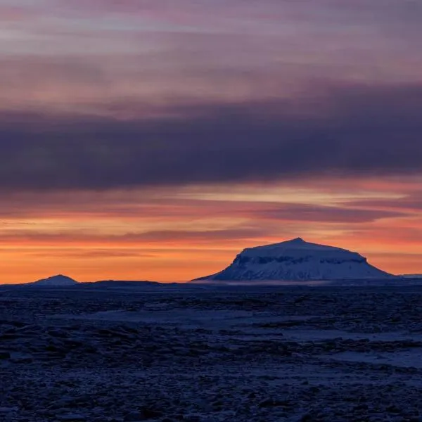 Holssel road 864 – hotel w mieście Mývatn