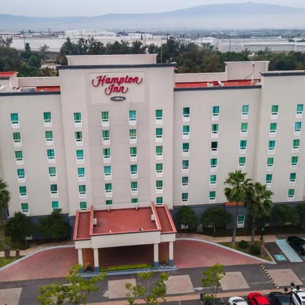 Hampton Inn by Hilton Guadalajara-Aeropuerto, hotel in Cajititlán