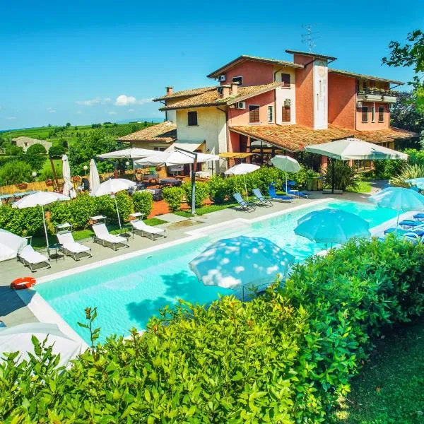 Hotel Il Castello, hotel v destinácii Pozzolengo