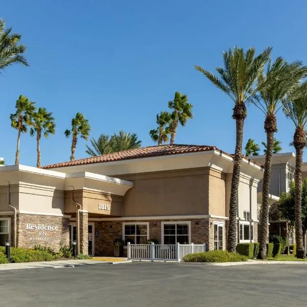 Residence Inn by Marriott Corona Riverside, hotel v destinaci Corona