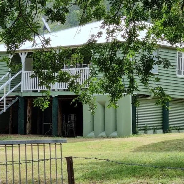 Harris Cottage, hotel v destinaci Rathdowney