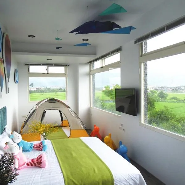 Footprint Garden B&B, hotel v destinaci Dongshan