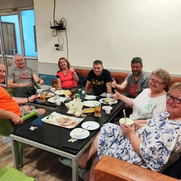 Sunrise Homestay Agra Near Taj Mahal, khách sạn ở Agra