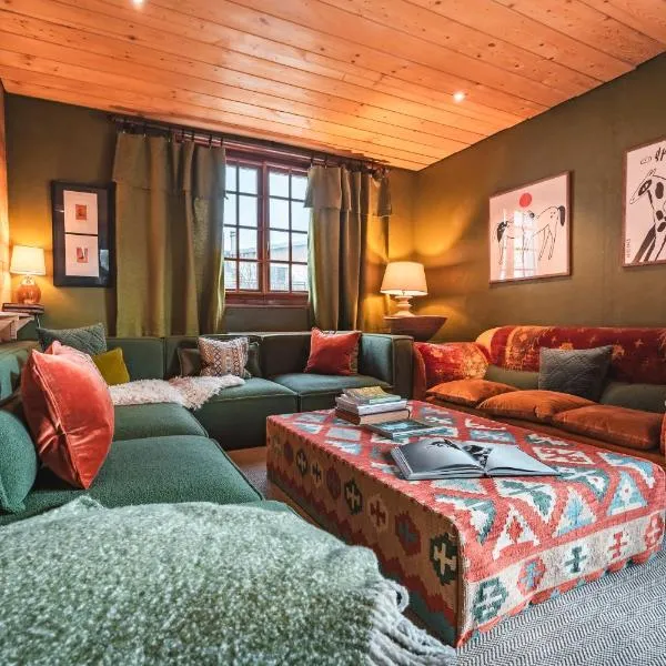 The Fat Fox Lodge, Morzine, hotel in Montriond