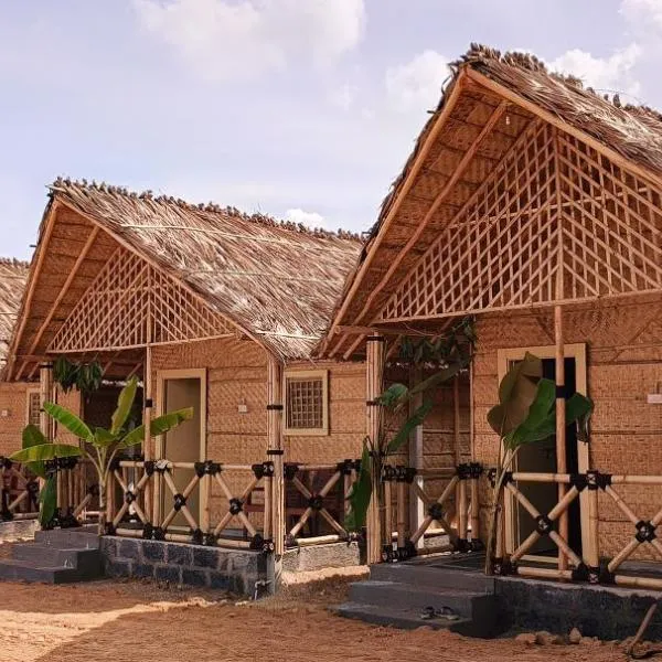 Murali Guesthouse Hampi, hotel v destinaci Hampi