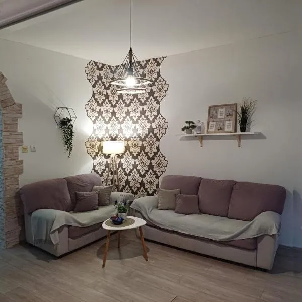Apartment Green Free private parking, hotel v destinaci Novi Sad