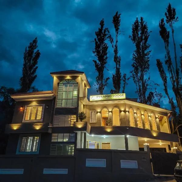 PYRAMID LODGE, hotel v destinaci Skardu