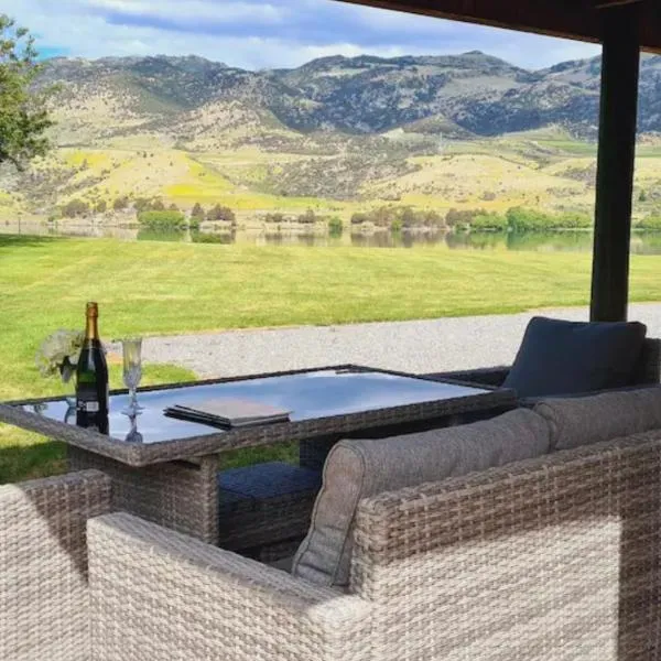 Lakeside Retreat, ξενοδοχείο στο Κρόμγουελ